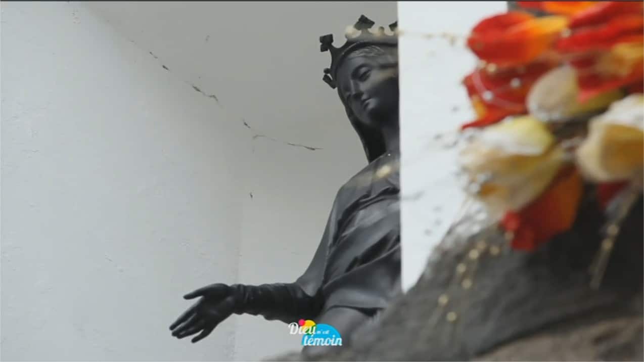 Le culte de la Vierge noire à La Réunion Dieu m'est témoin Le culte de la Vierge noire à La Réunion Dieu m'est témoin